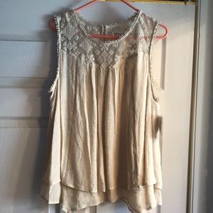 Boho sleeveless lace top